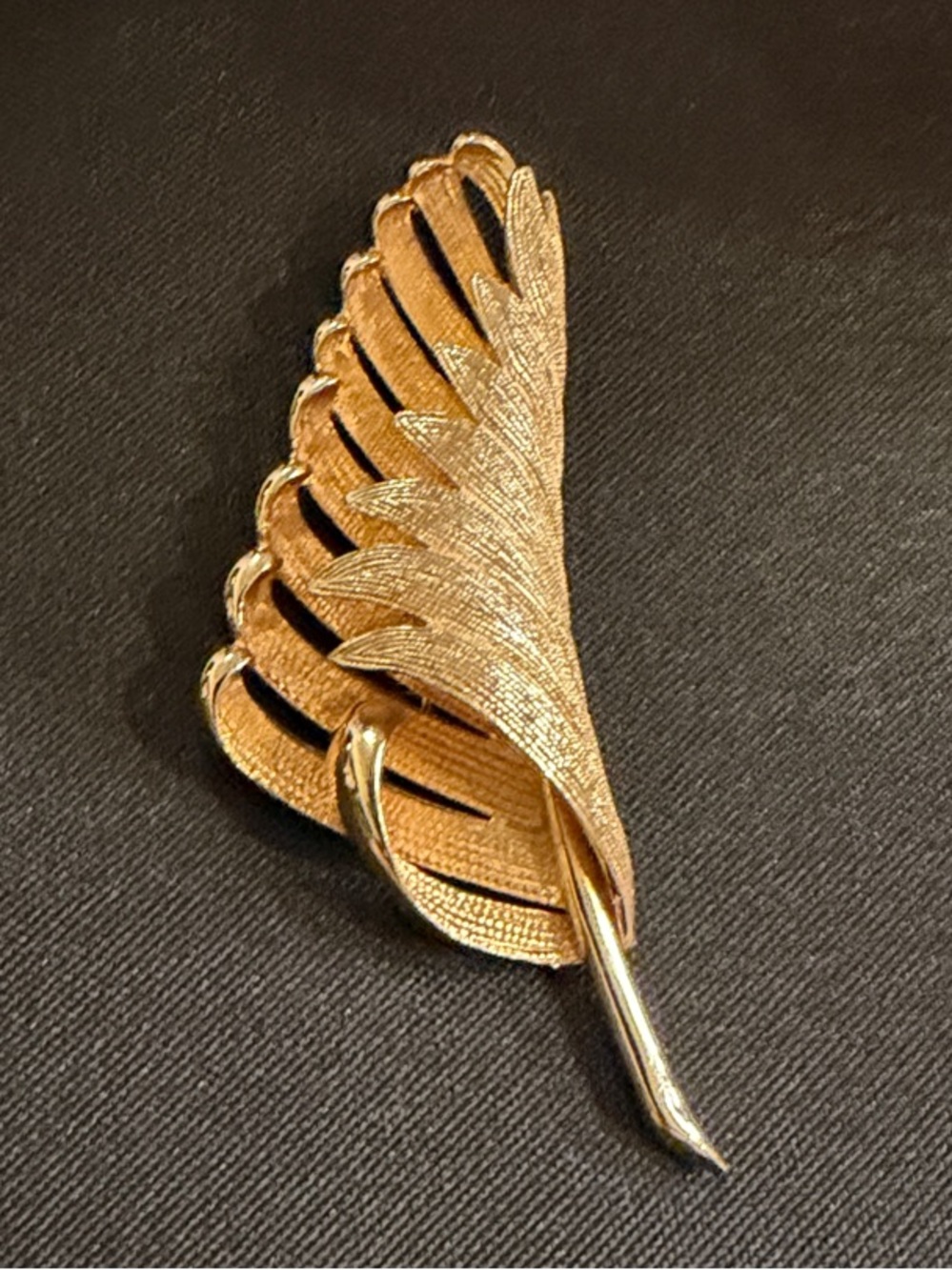 PASTELLI Brooch- 1960’s Stamped  Brushed Gold- Tone Feather/Folded Leaf Brooch
